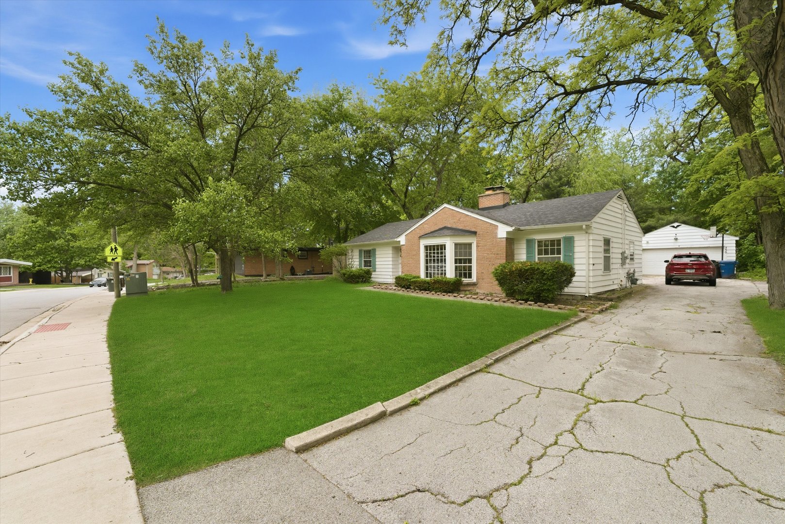 350 Oakwood Street, Park Forest, IL 60466