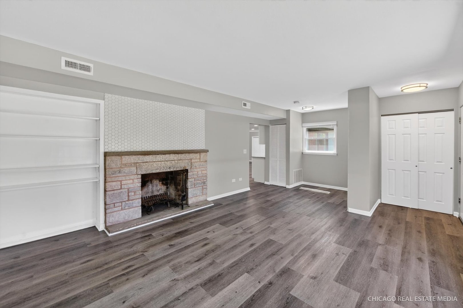 41557 N Illinois Street, Zion, IL 60099