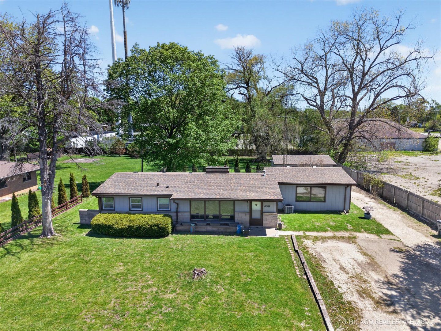 41557 N Illinois Street, Zion, IL 60099