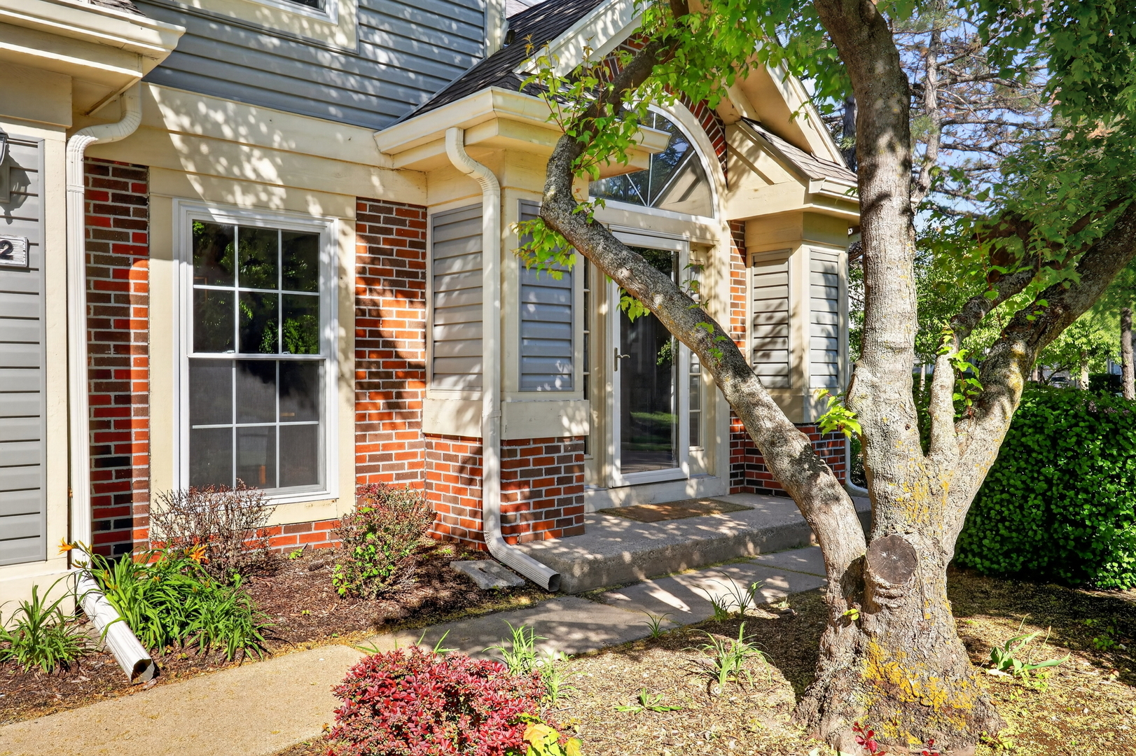 1282 Old Mill Lane #1282, Elk Grove Village, IL 60007