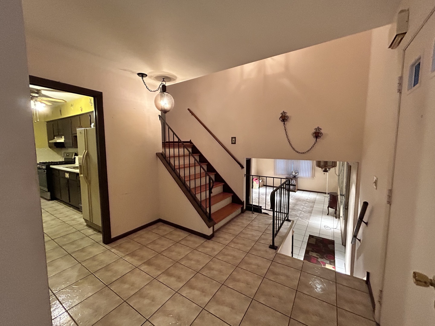 532 S Blackstone Avenue, Glenwood, IL 60425