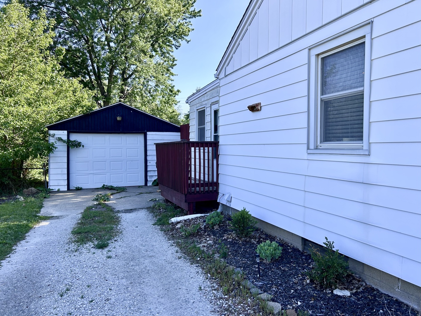 2208 W Vernon Court, Peoria, IL 61604