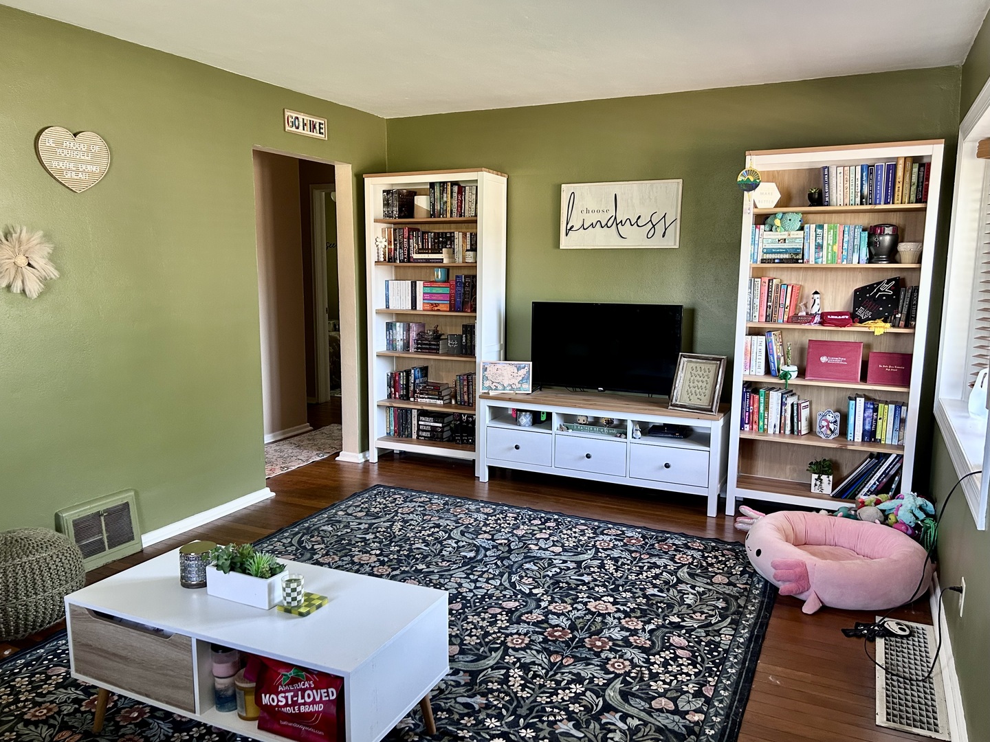 2208 W Vernon Court, Peoria, IL 61604
