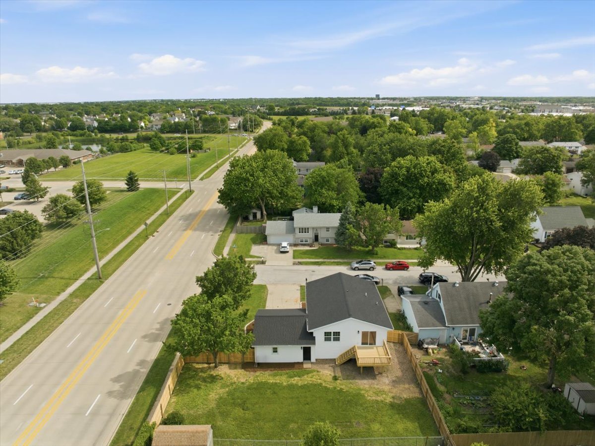 1828 Johnson Drive, Normal, IL 61761