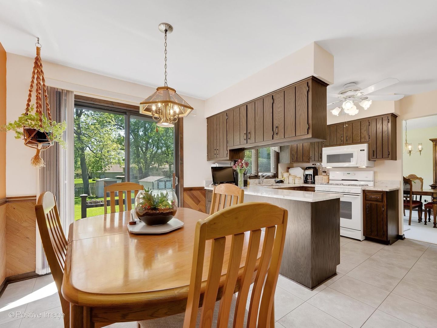 1925 Glencoe Street, Wheaton, IL 60187