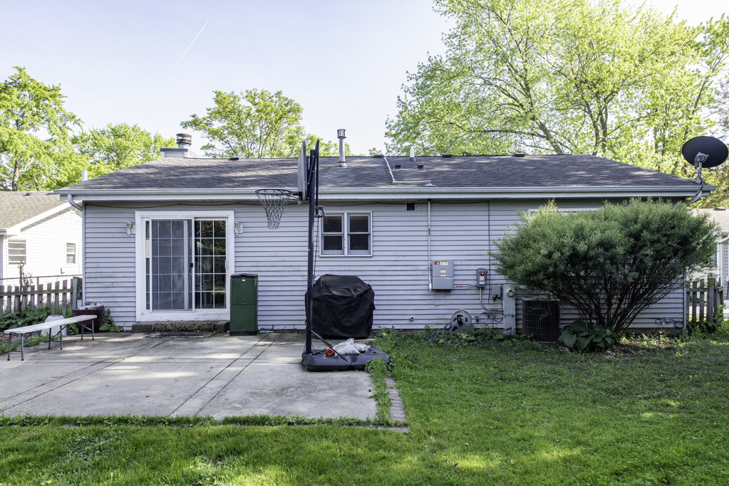 354 Heather Avenue, Grayslake, IL 60030