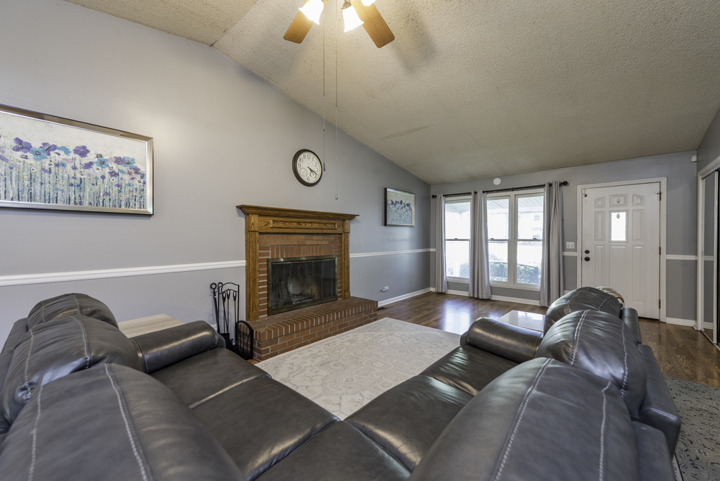 354 Heather Avenue, Grayslake, IL 60030
