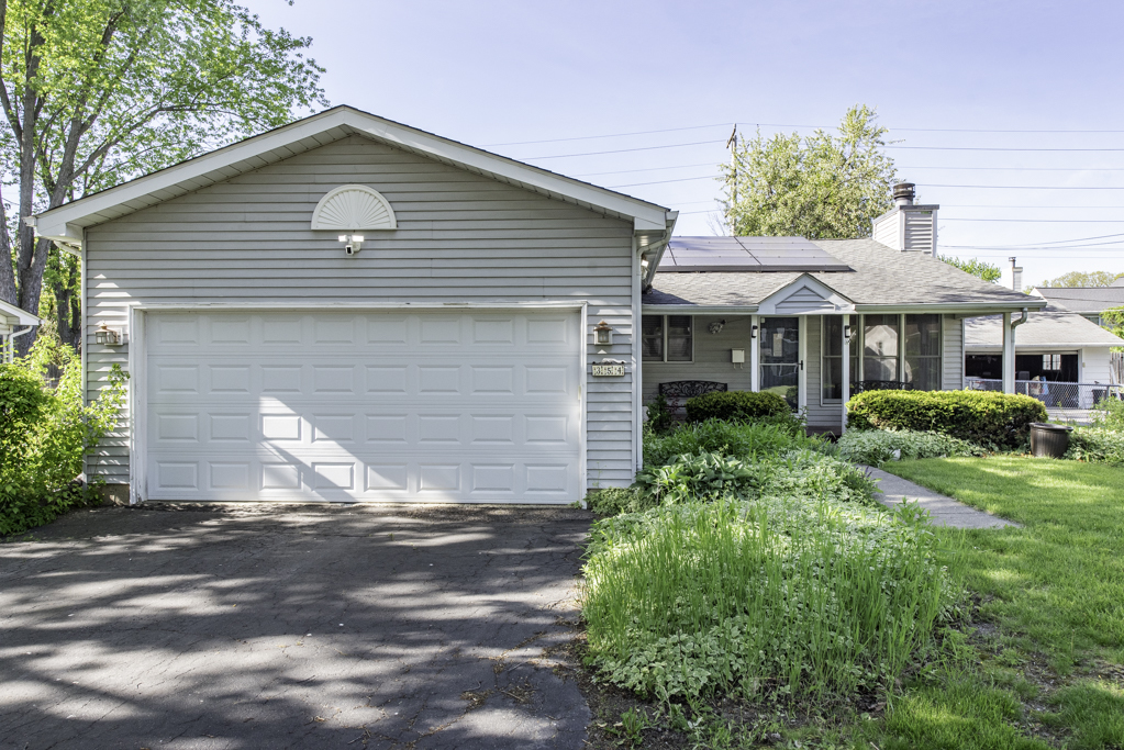 354 Heather Avenue, Grayslake, IL 60030