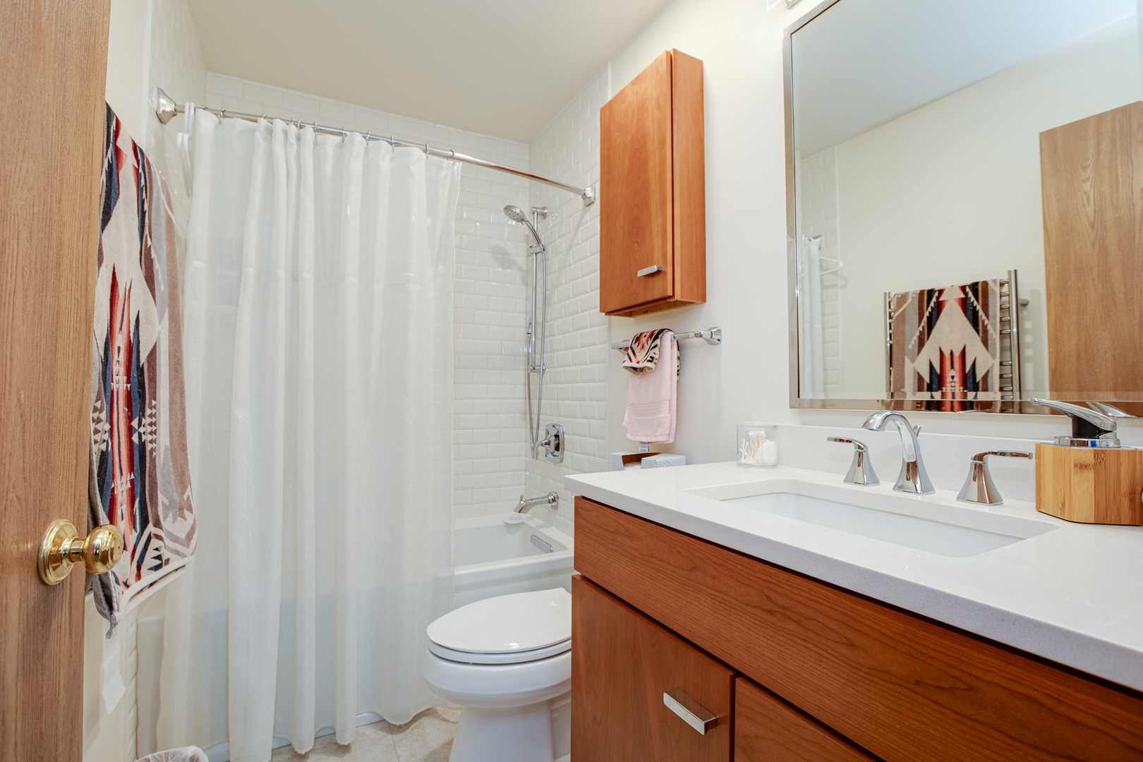 310 Carriage Way #2D, Bloomingdale, IL 60108