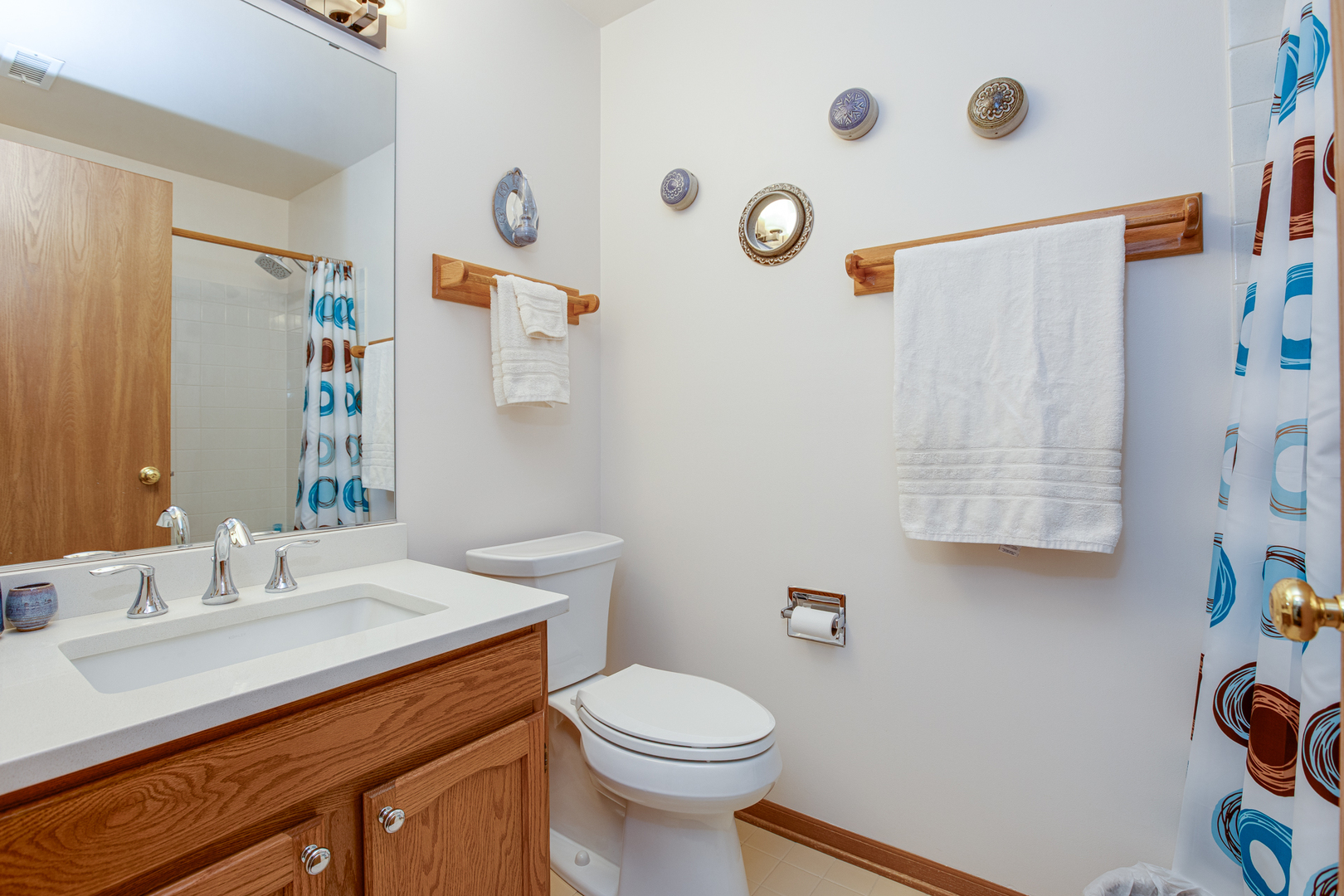 310 Carriage Way #2D, Bloomingdale, IL 60108