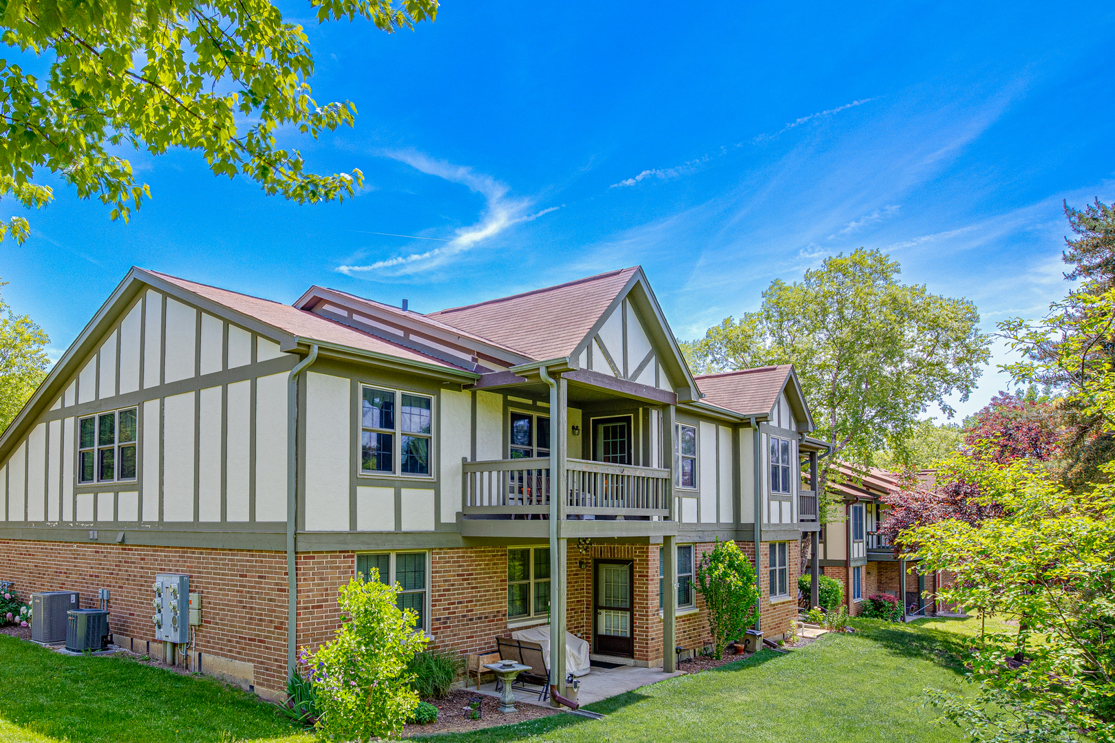 310 Carriage Way #2D, Bloomingdale, IL 60108