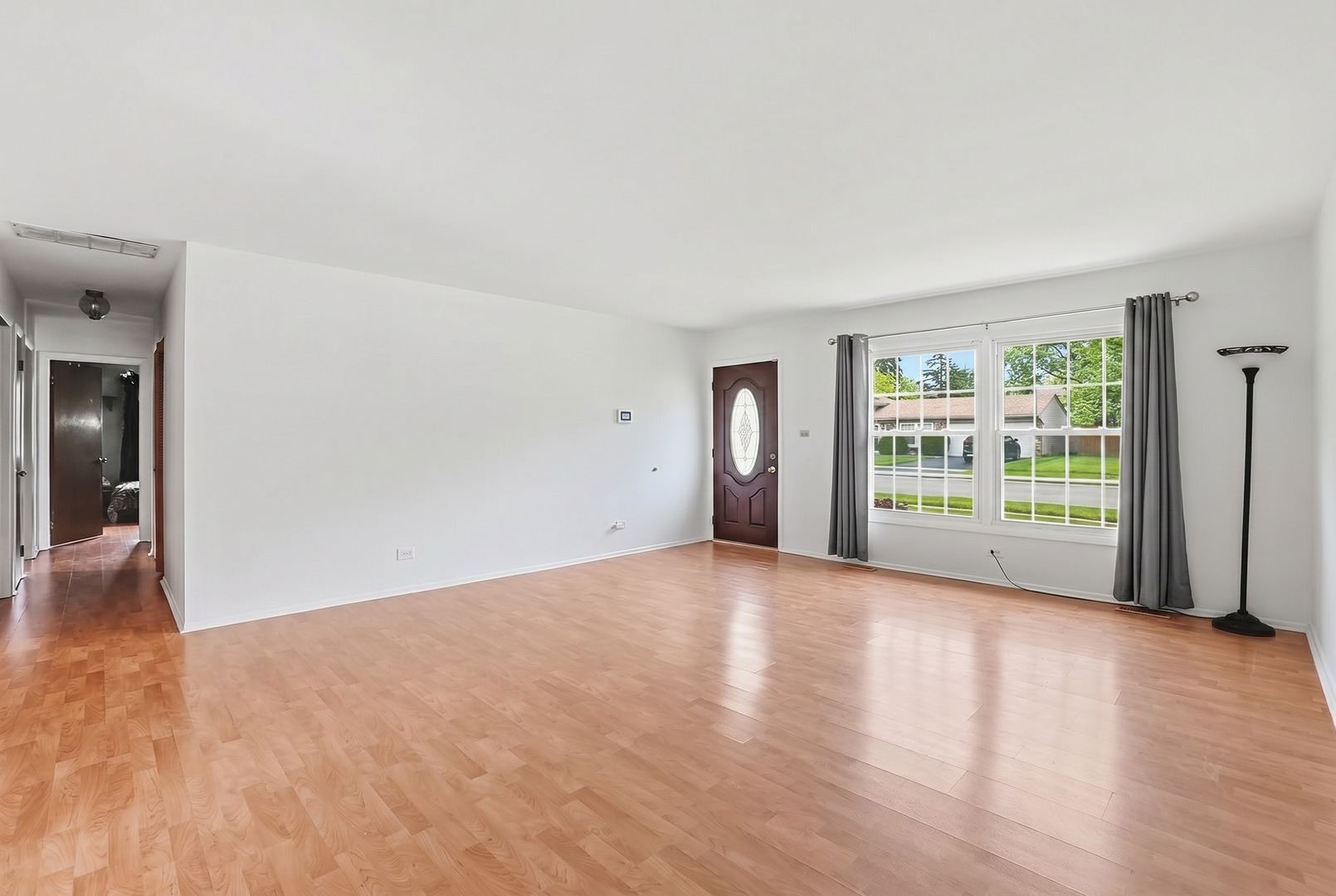 1402 Cynthia Lane, Hanover Park, IL 60133