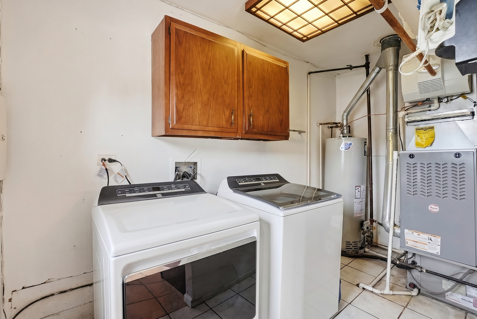 1402 Cynthia Lane, Hanover Park, IL 60133