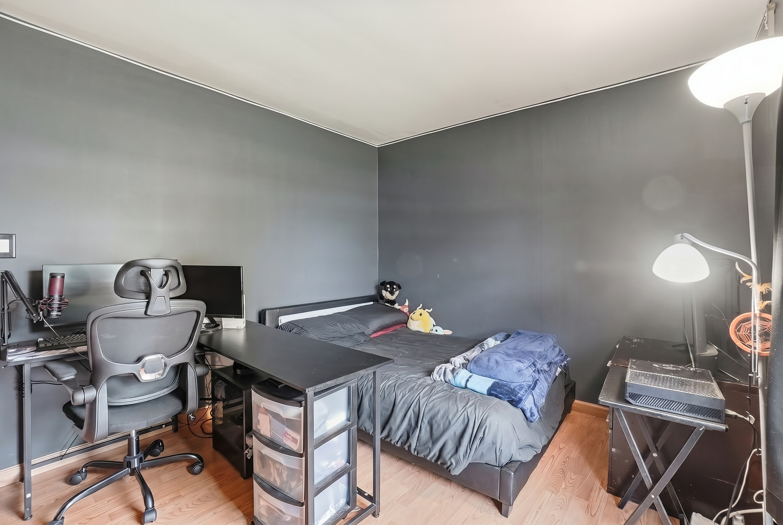1402 Cynthia Lane, Hanover Park, IL 60133