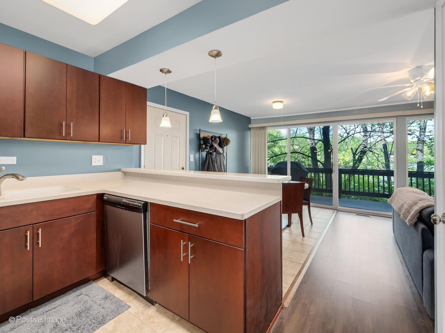 5530 E Lake Drive #98B, Lisle, IL 60532