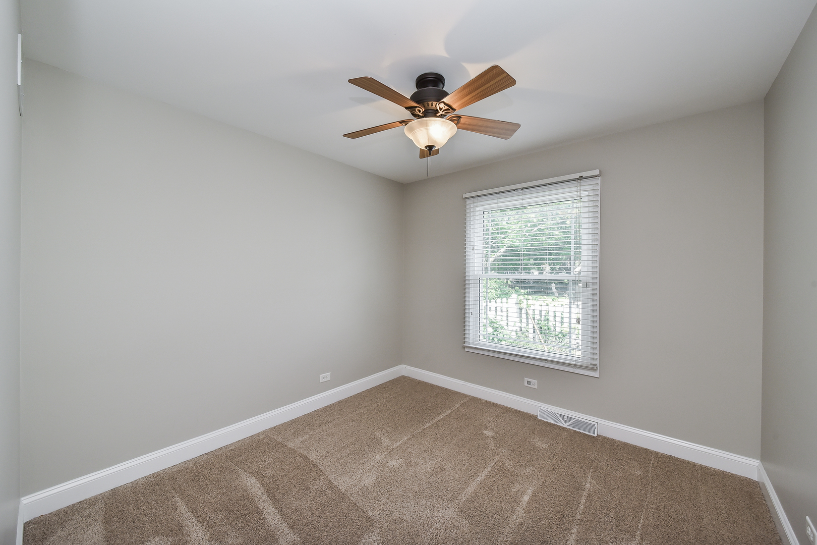 2067 Childs Court, Wheaton, IL 60187