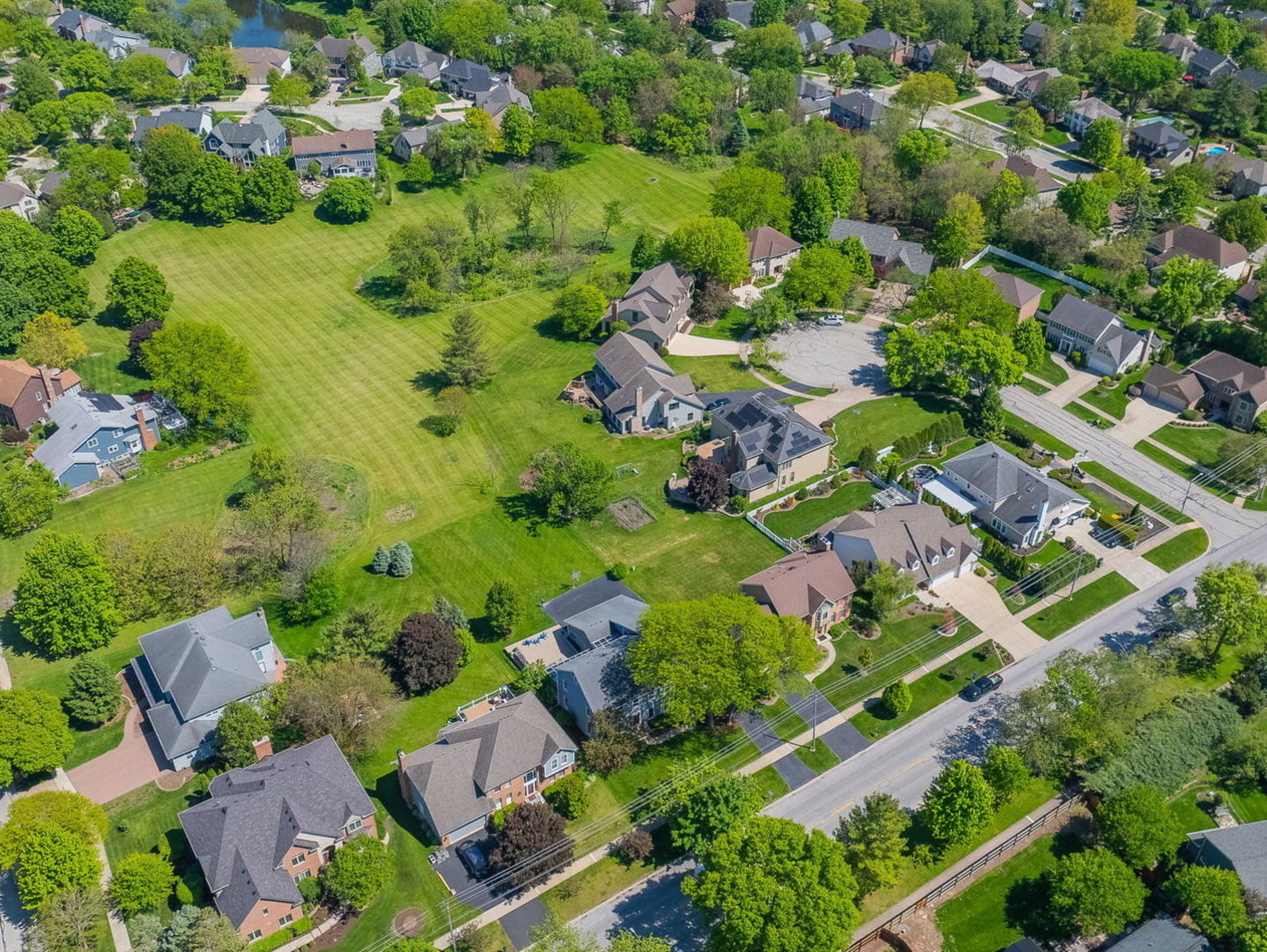 632 Olesen Drive, Naperville, IL 60540