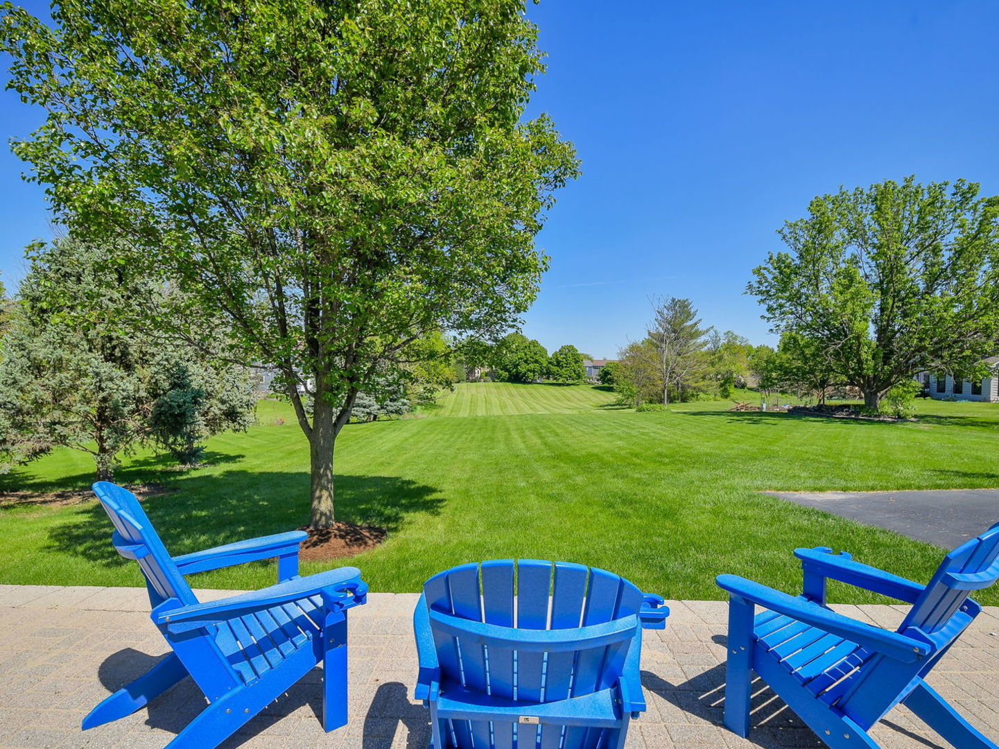632 Olesen Drive, Naperville, IL 60540