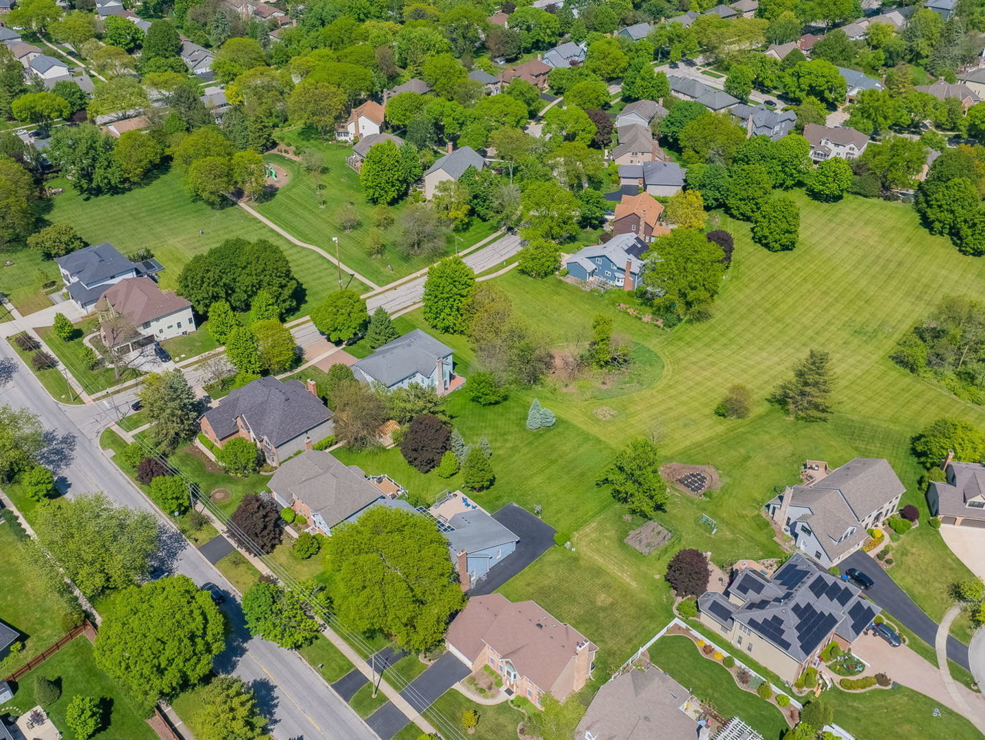 632 Olesen Drive, Naperville, IL 60540
