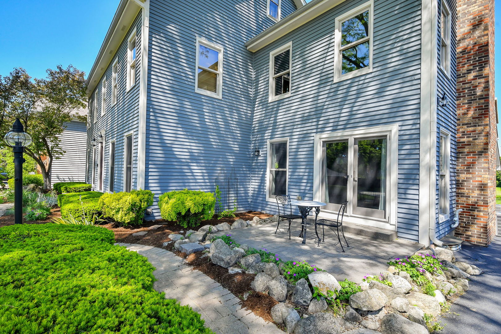 632 Olesen Drive, Naperville, IL 60540