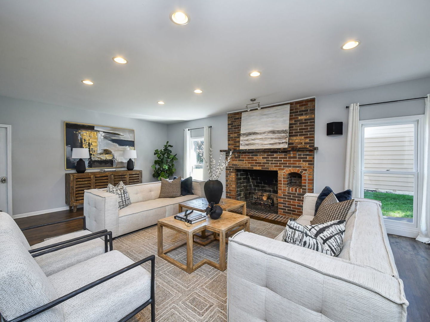 632 Olesen Drive, Naperville, IL 60540