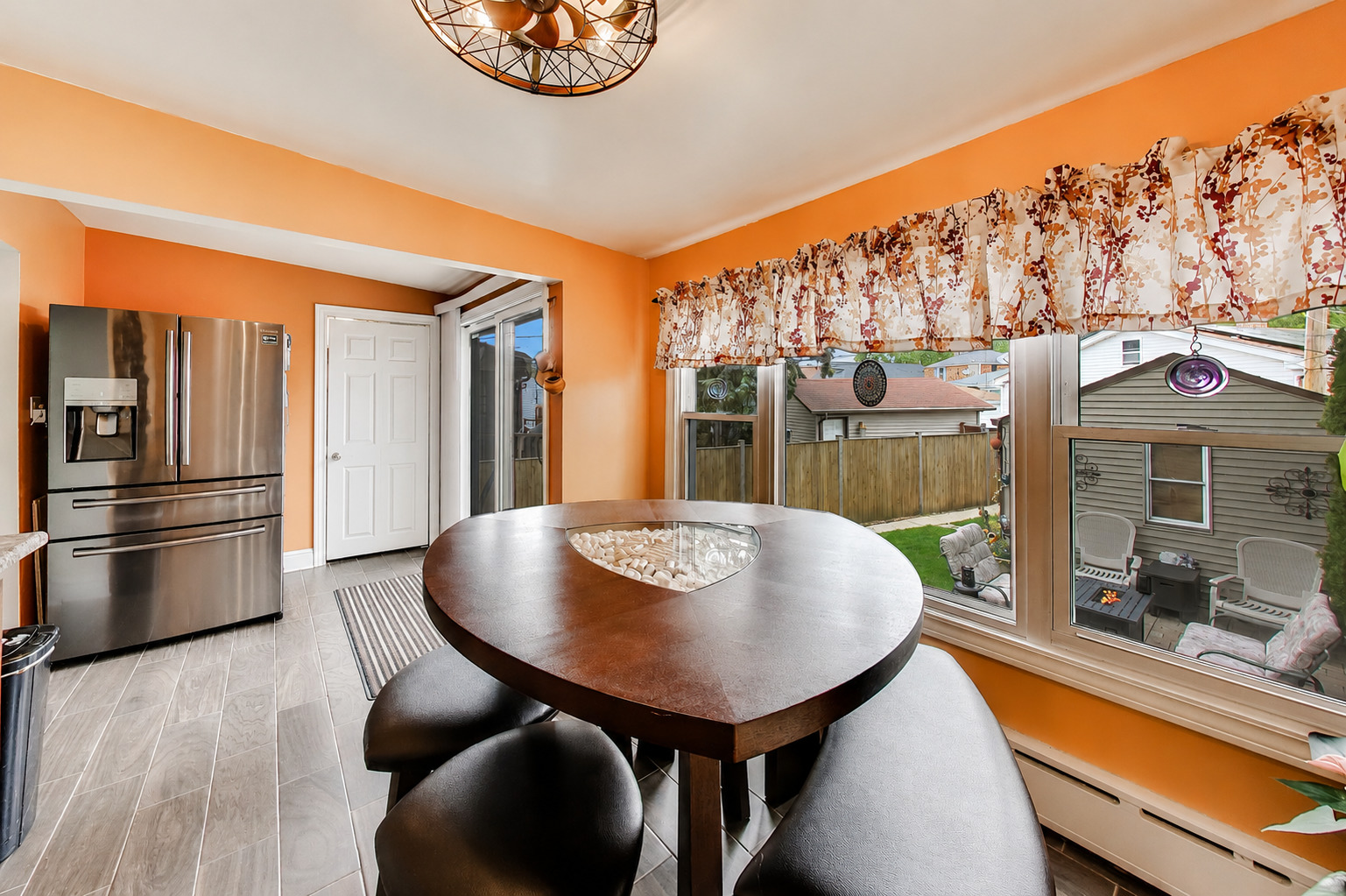 6732 W Rascher Avenue, Chicago, IL 60656