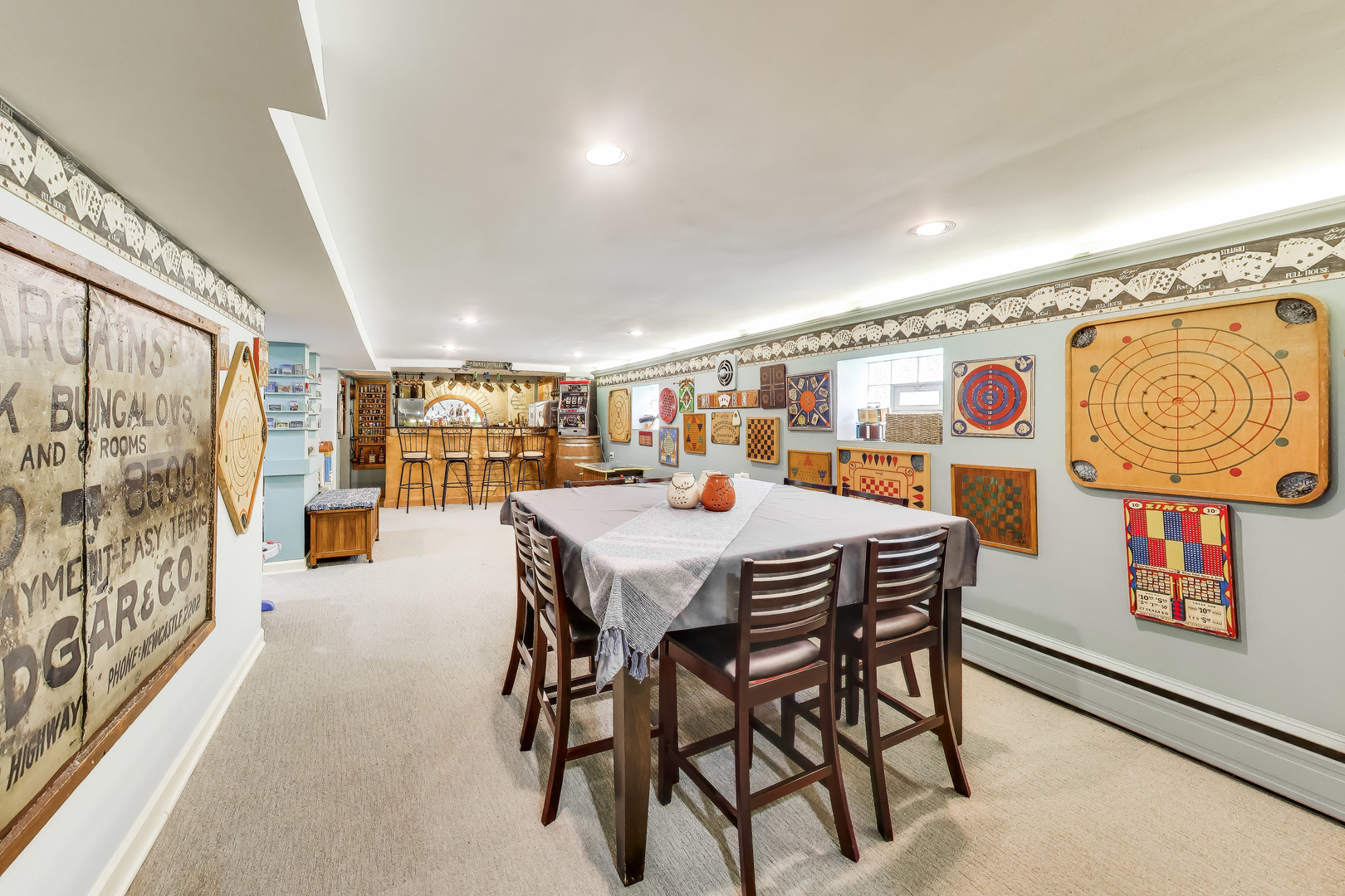 6732 W Rascher Avenue, Chicago, IL 60656