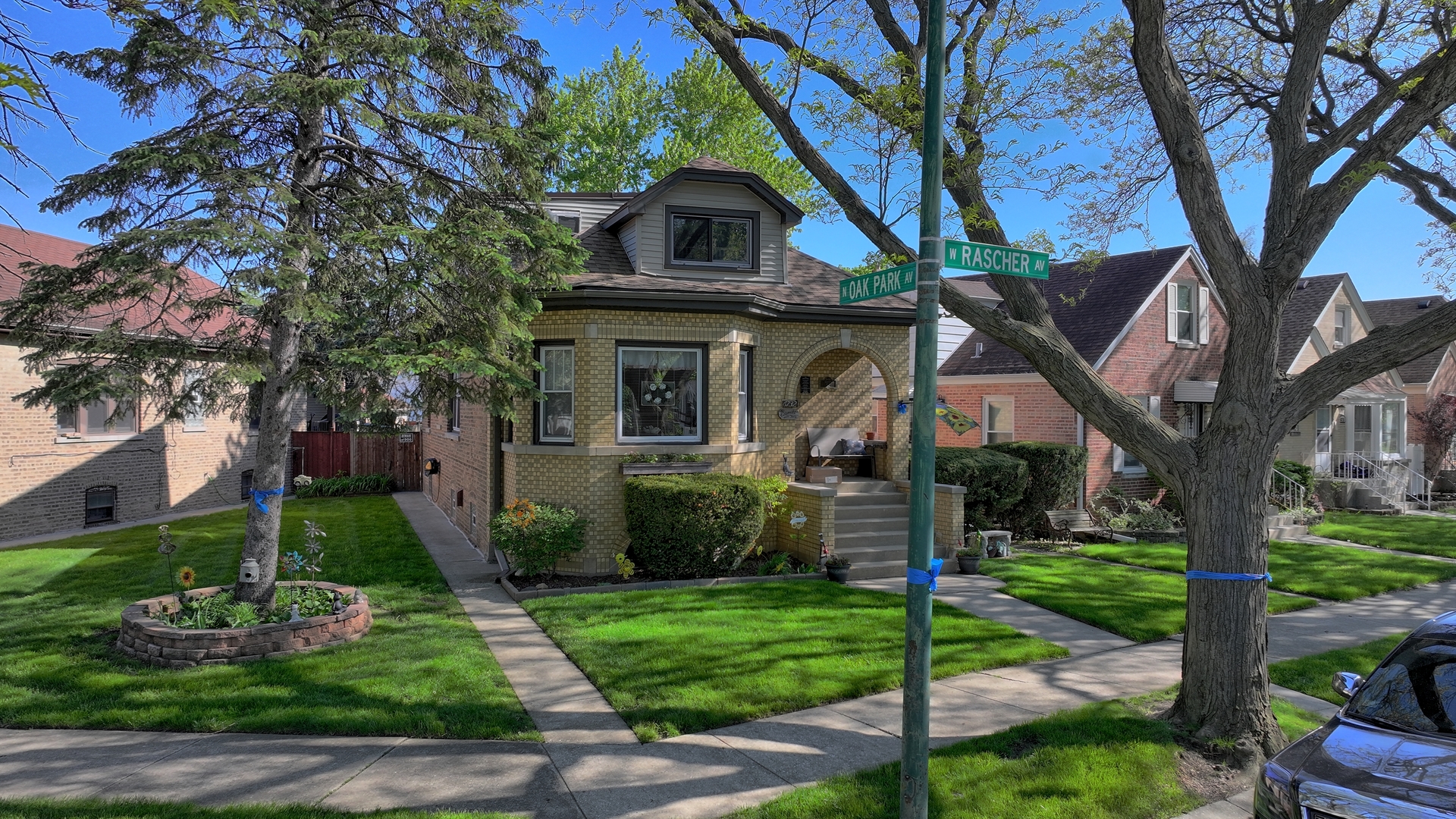 6732 W Rascher Avenue, Chicago, IL 60656