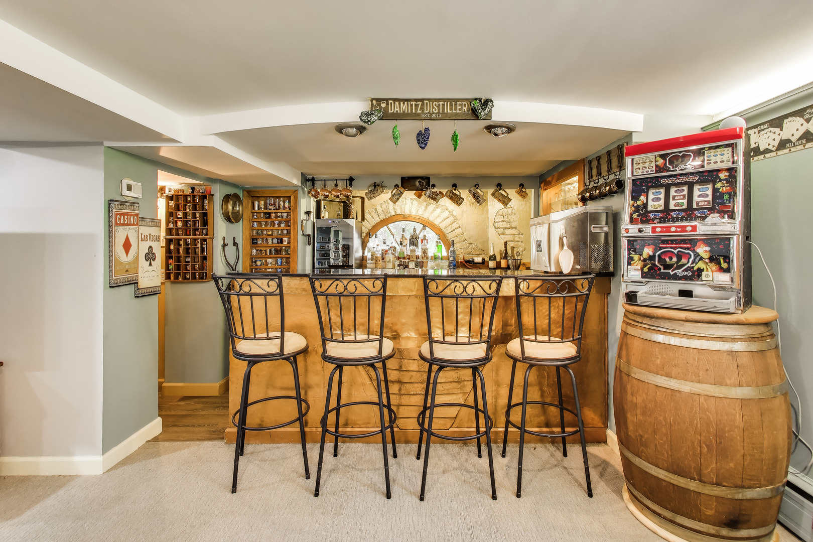 6732 W Rascher Avenue, Chicago, IL 60656