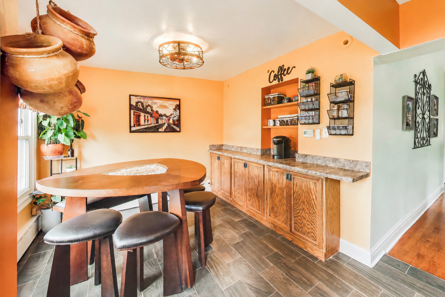 6732 W Rascher Avenue, Chicago, IL 60656