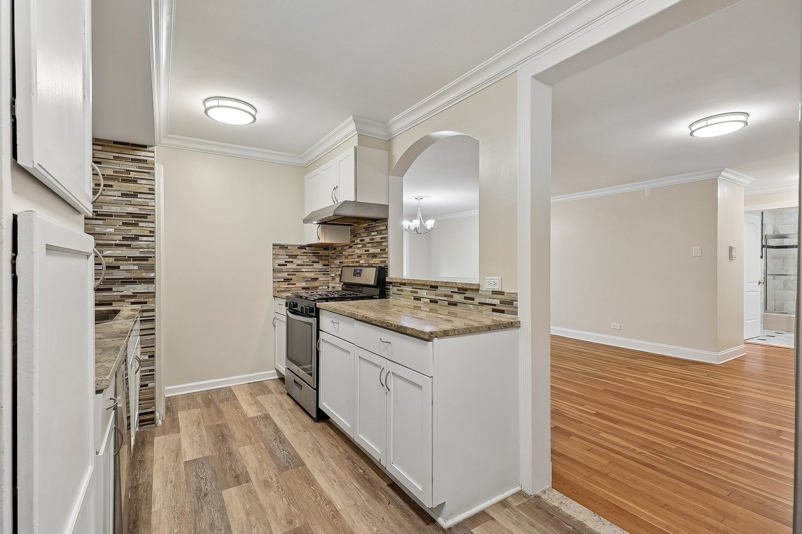 718 Dempster Street #G106, Mount Prospect, IL 60056
