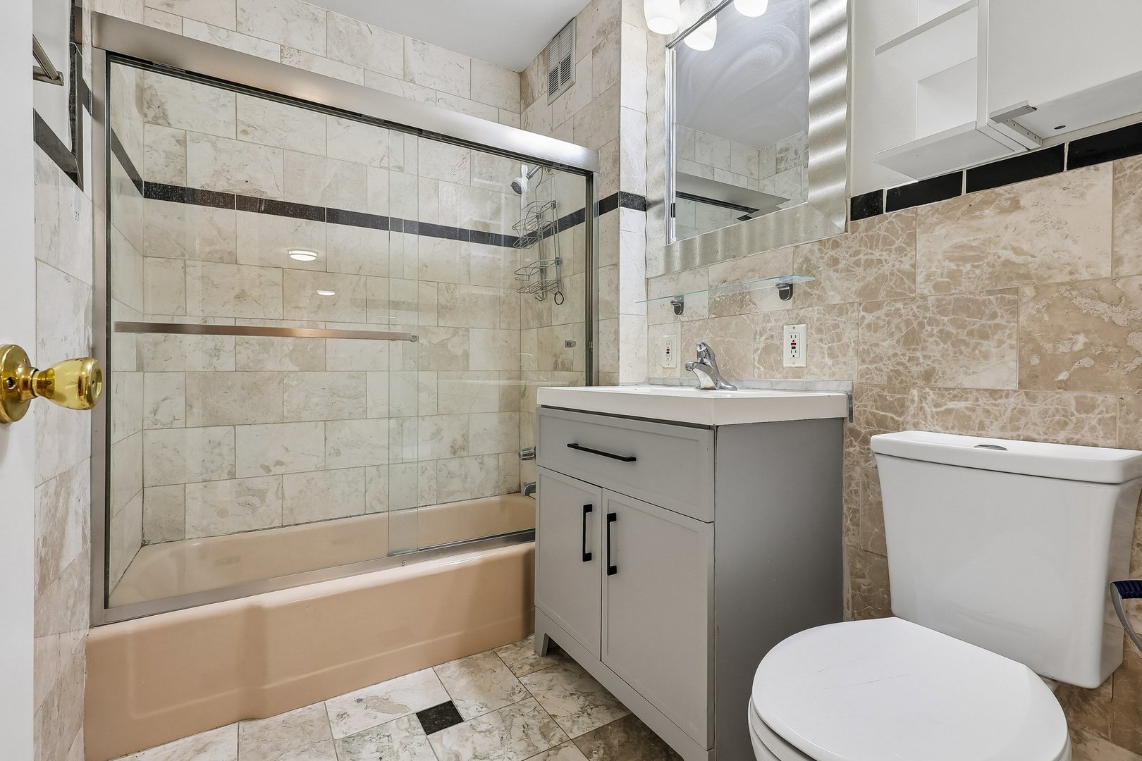 718 Dempster Street #G106, Mount Prospect, IL 60056