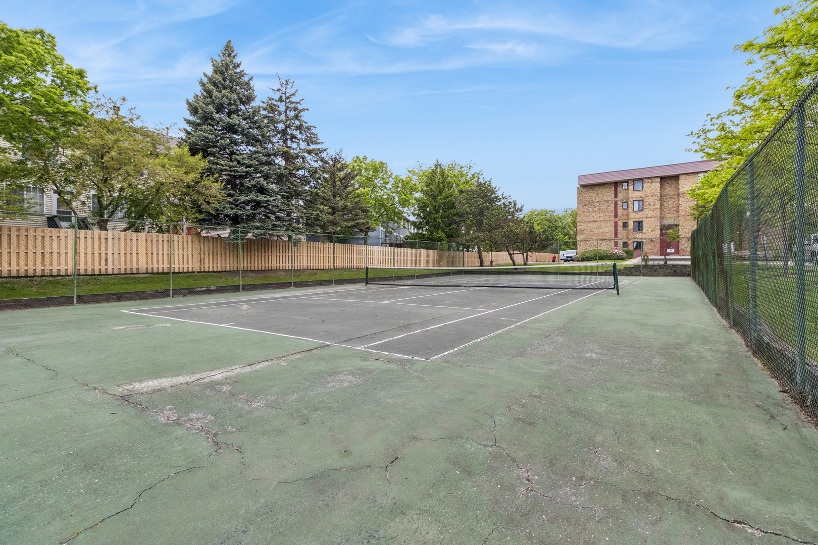 5450 Astor Lane #210, Rolling Meadows, IL 60008