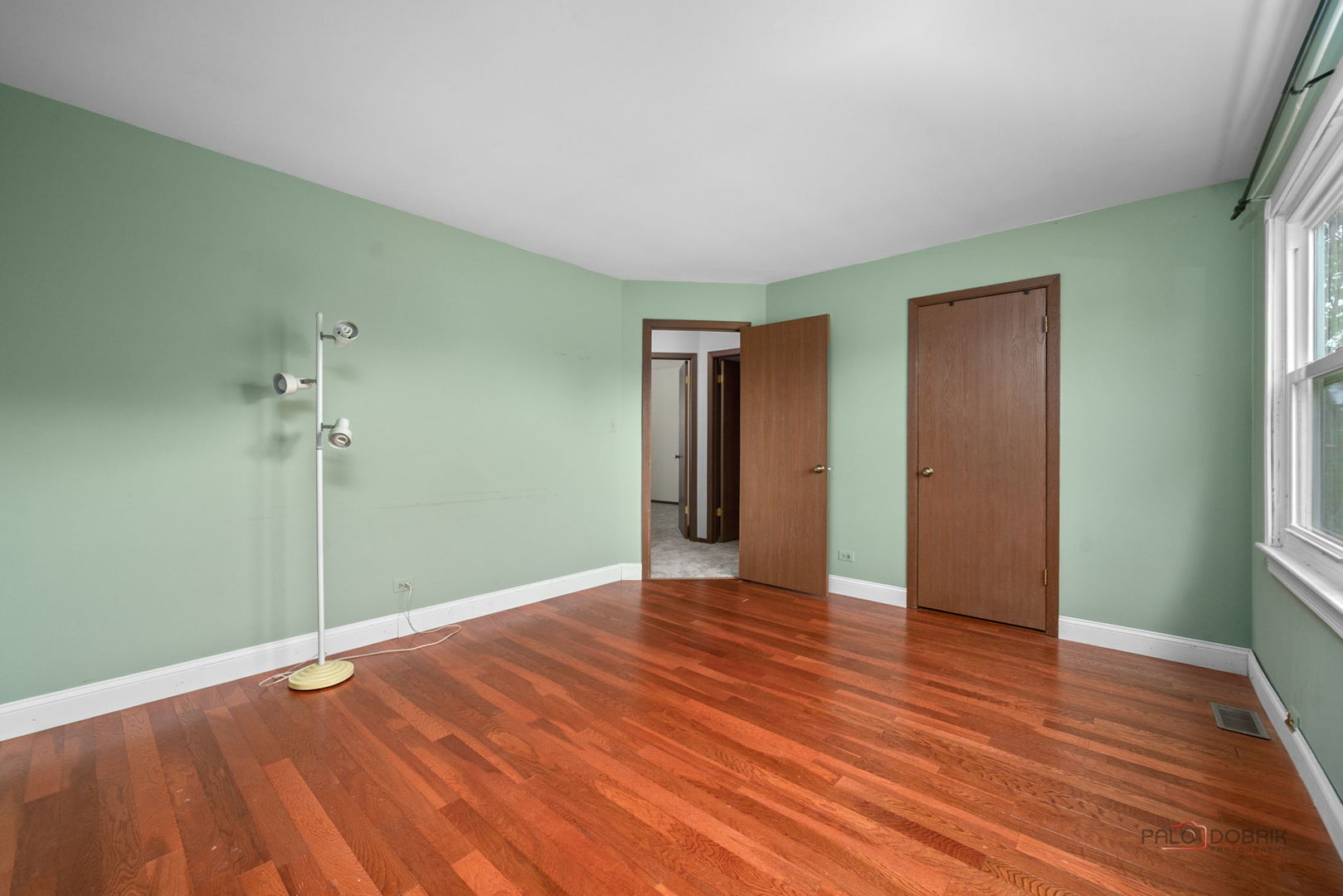 1255 W Dexter Lane, Hoffman Estates, IL 60169
