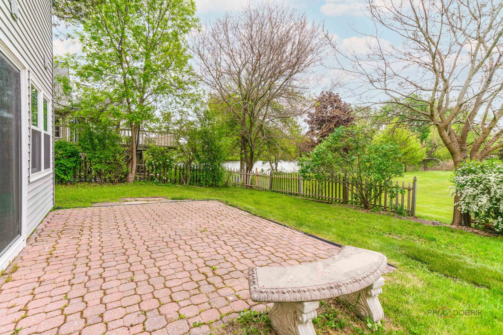 1255 W Dexter Lane, Hoffman Estates, IL 60169