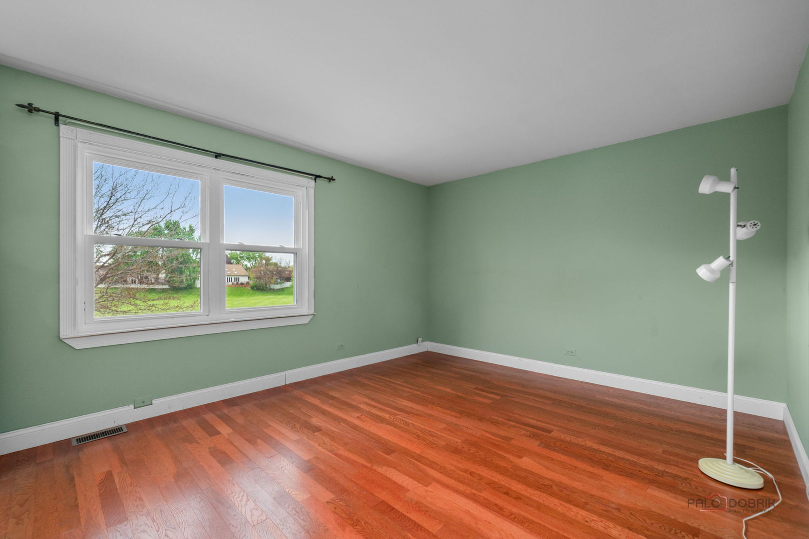 1255 W Dexter Lane, Hoffman Estates, IL 60169