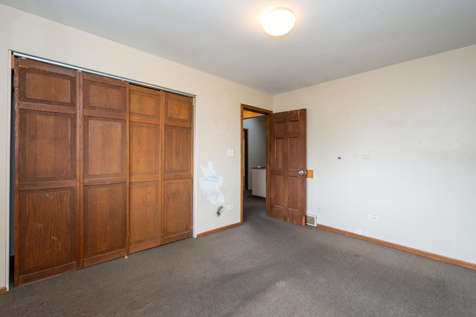 322 Maple Lane, Round Lake, IL 60073