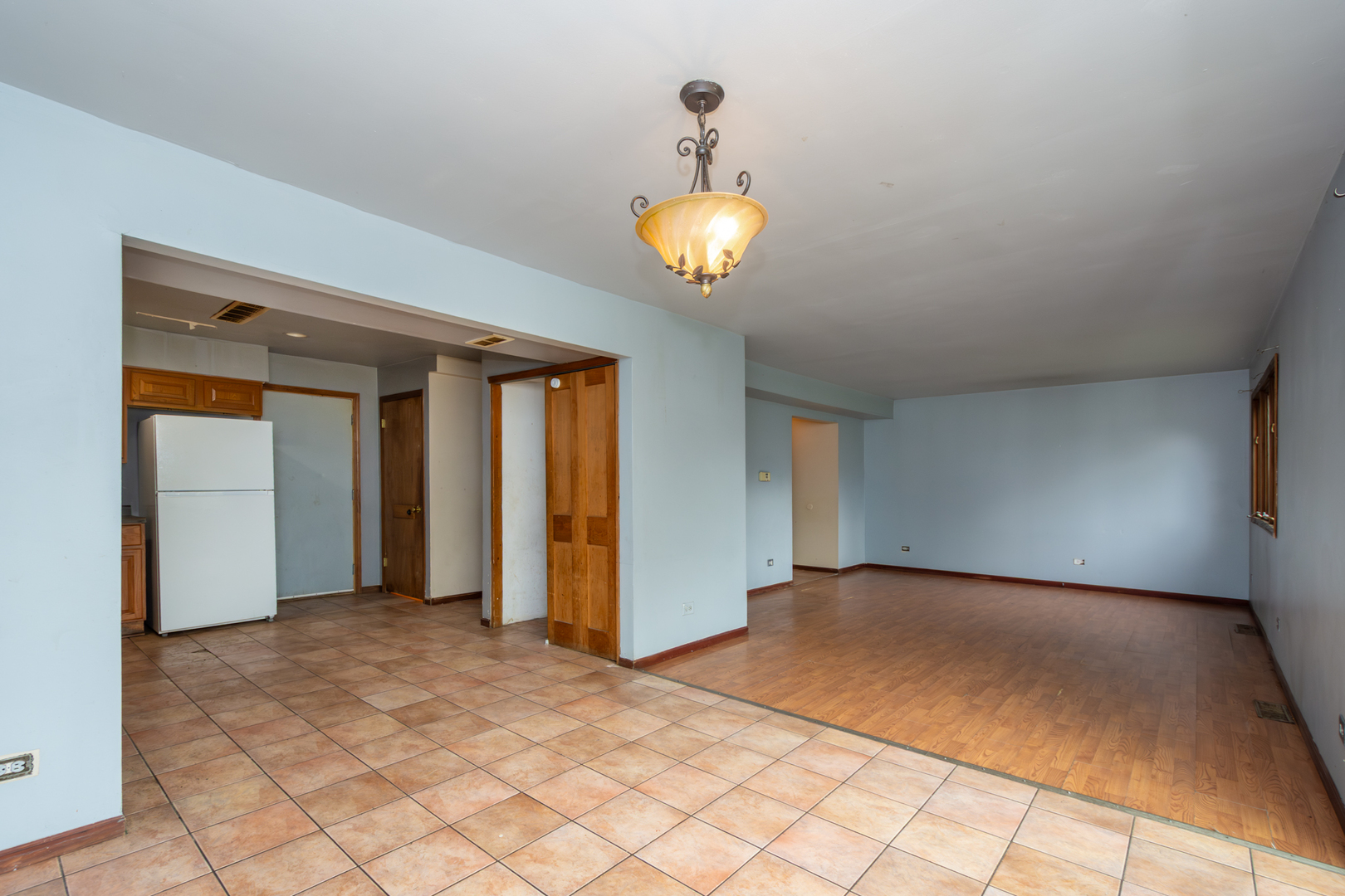 322 Maple Lane, Round Lake, IL 60073