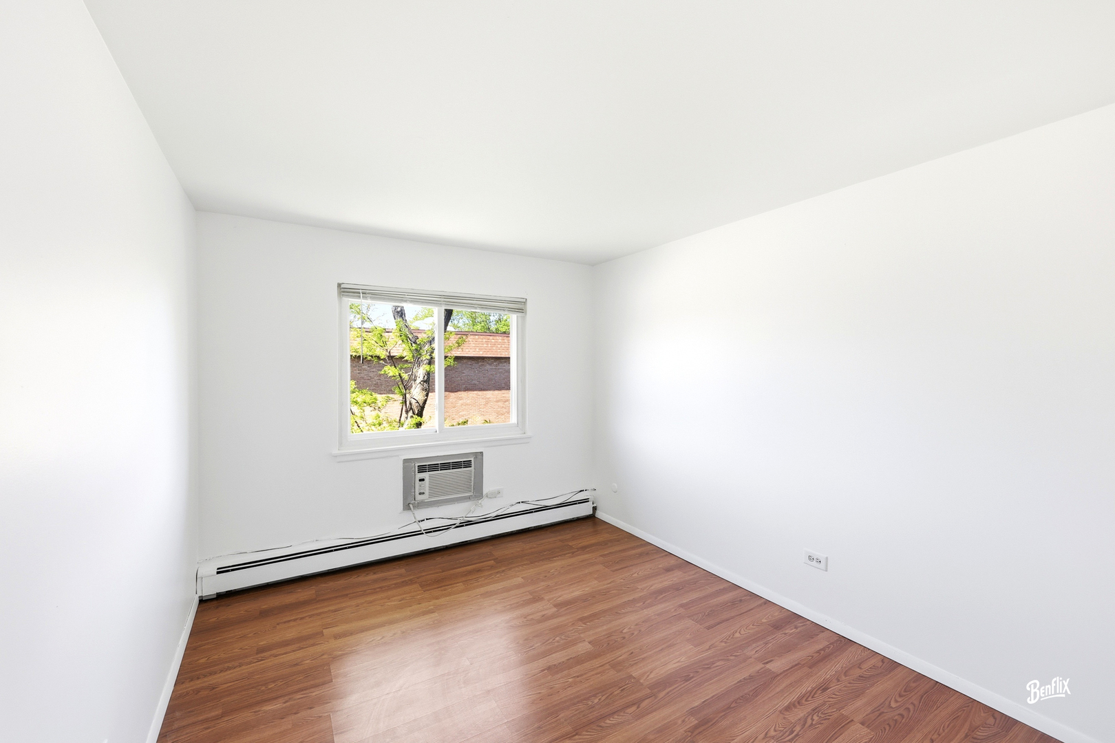 720 Hill Drive #8-302, Hoffman Estates, IL 60169