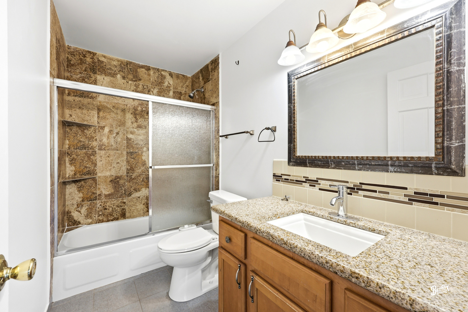 720 Hill Drive #8-302, Hoffman Estates, IL 60169
