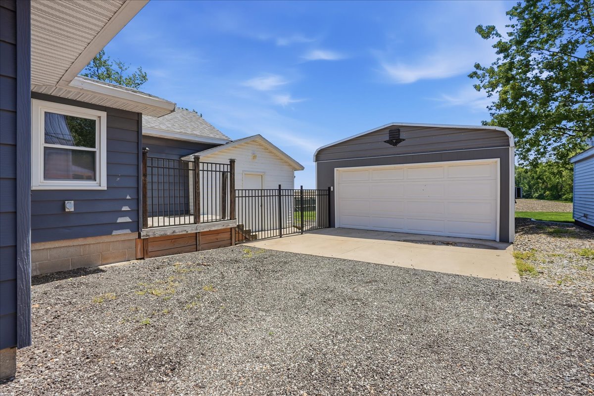 205 E Sullivan Street, Heyworth, IL 61745