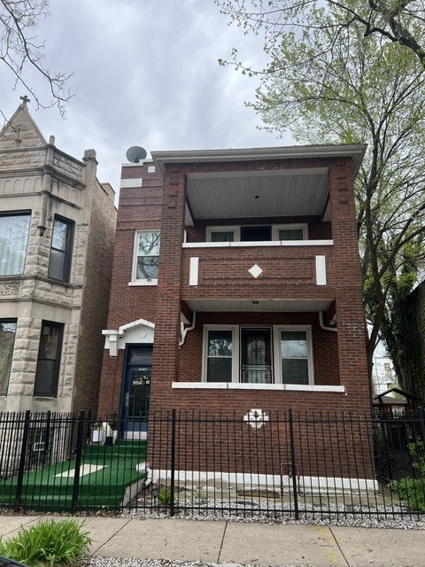 3445 W Adams Street, Chicago, IL 60624