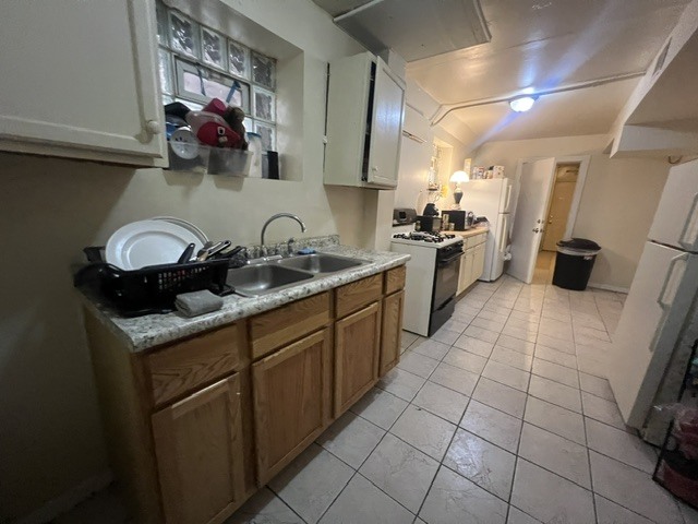 3445 W Adams Street, Chicago, IL 60624