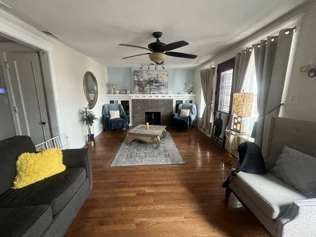 3445 W Adams Street, Chicago, IL 60624
