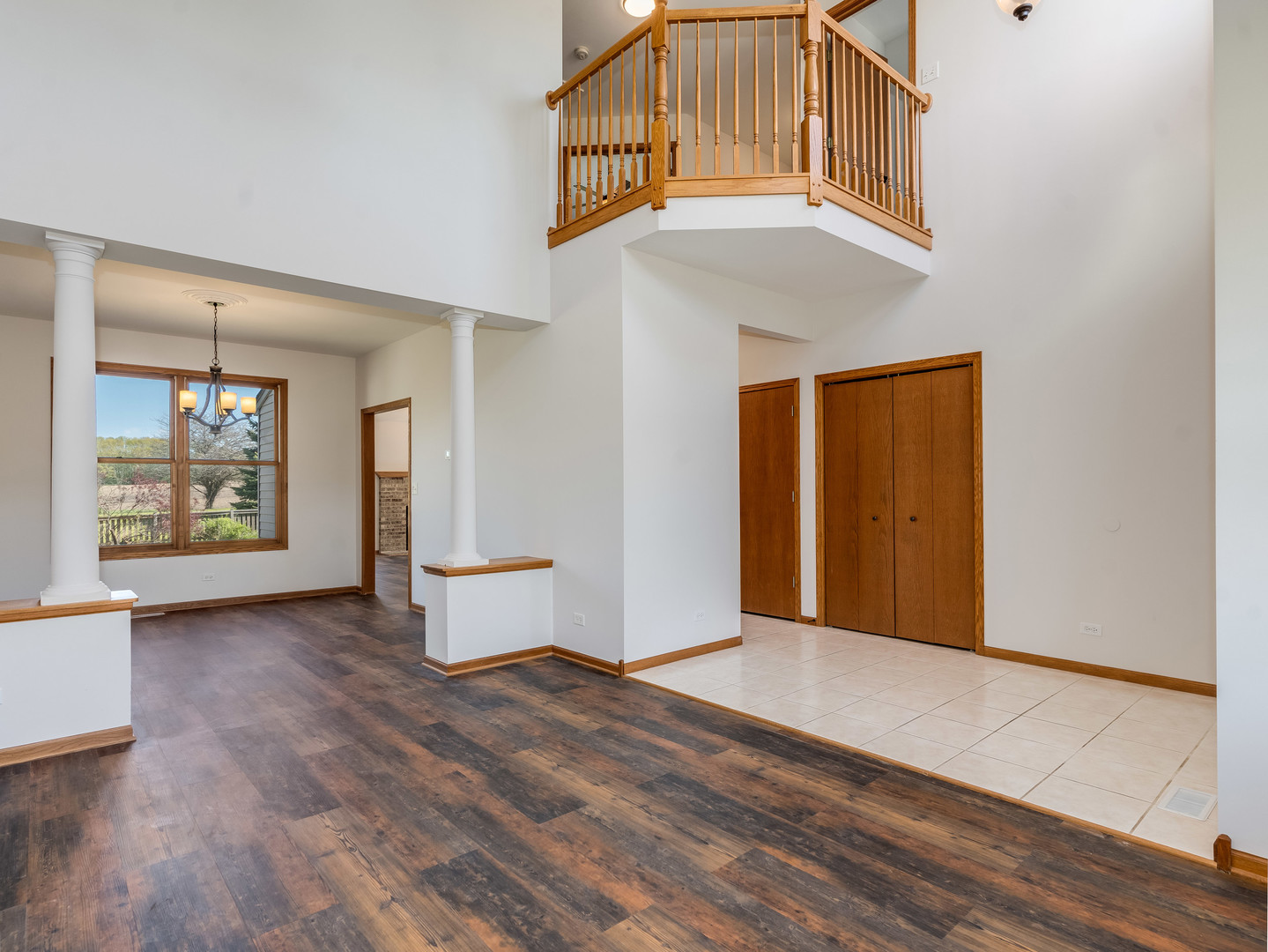 521 Ridgewood Drive, Antioch, IL 60002