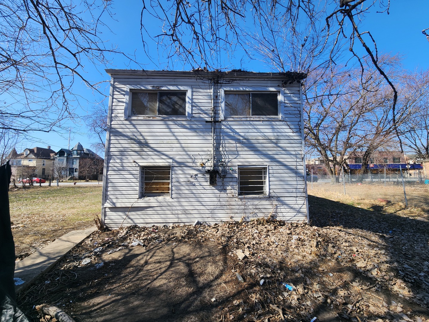 6717 S Rhodes Avenue, Chicago, IL 60637