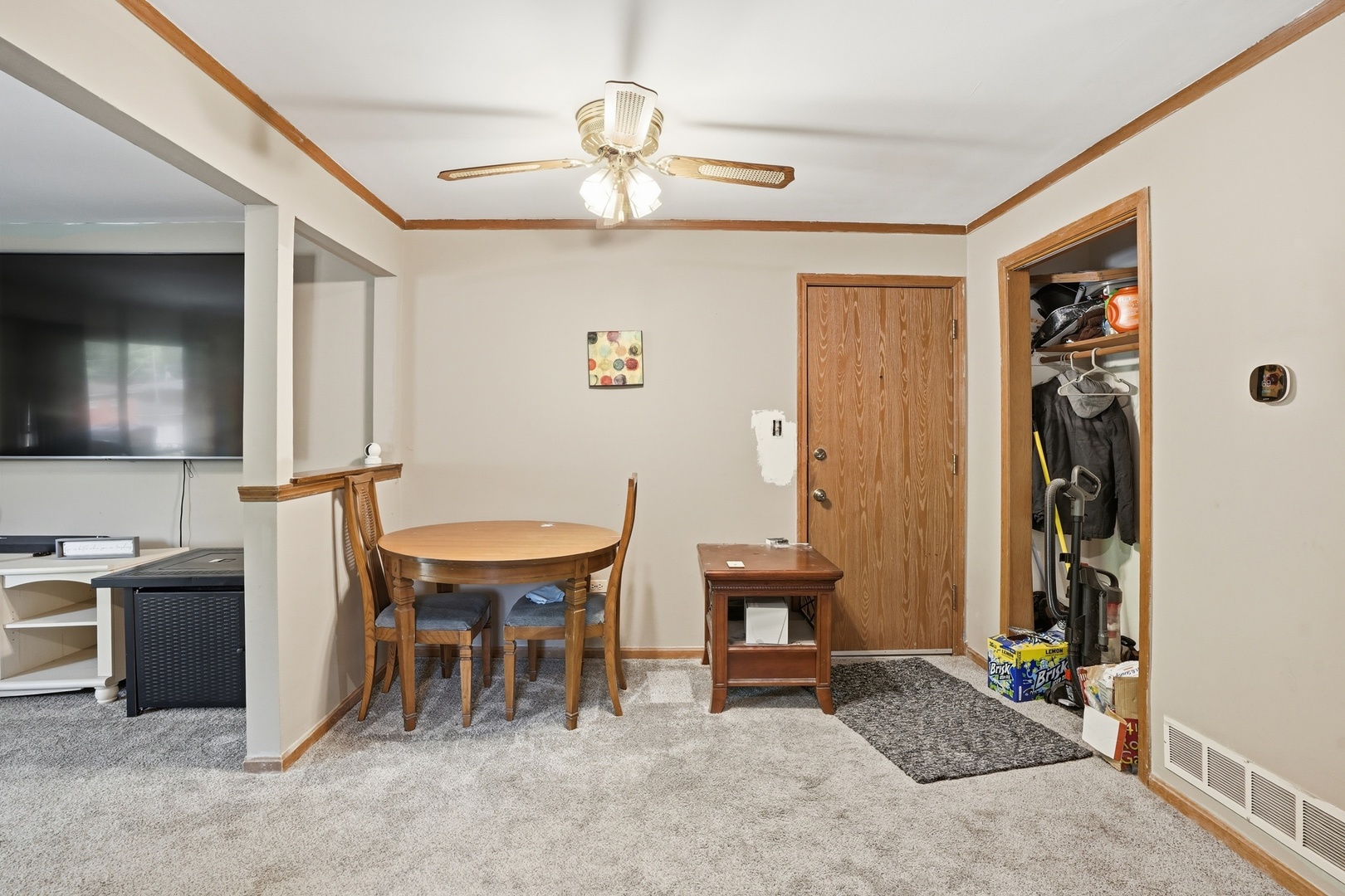 14457 Lamon Avenue #2S, Midlothian, IL 60445