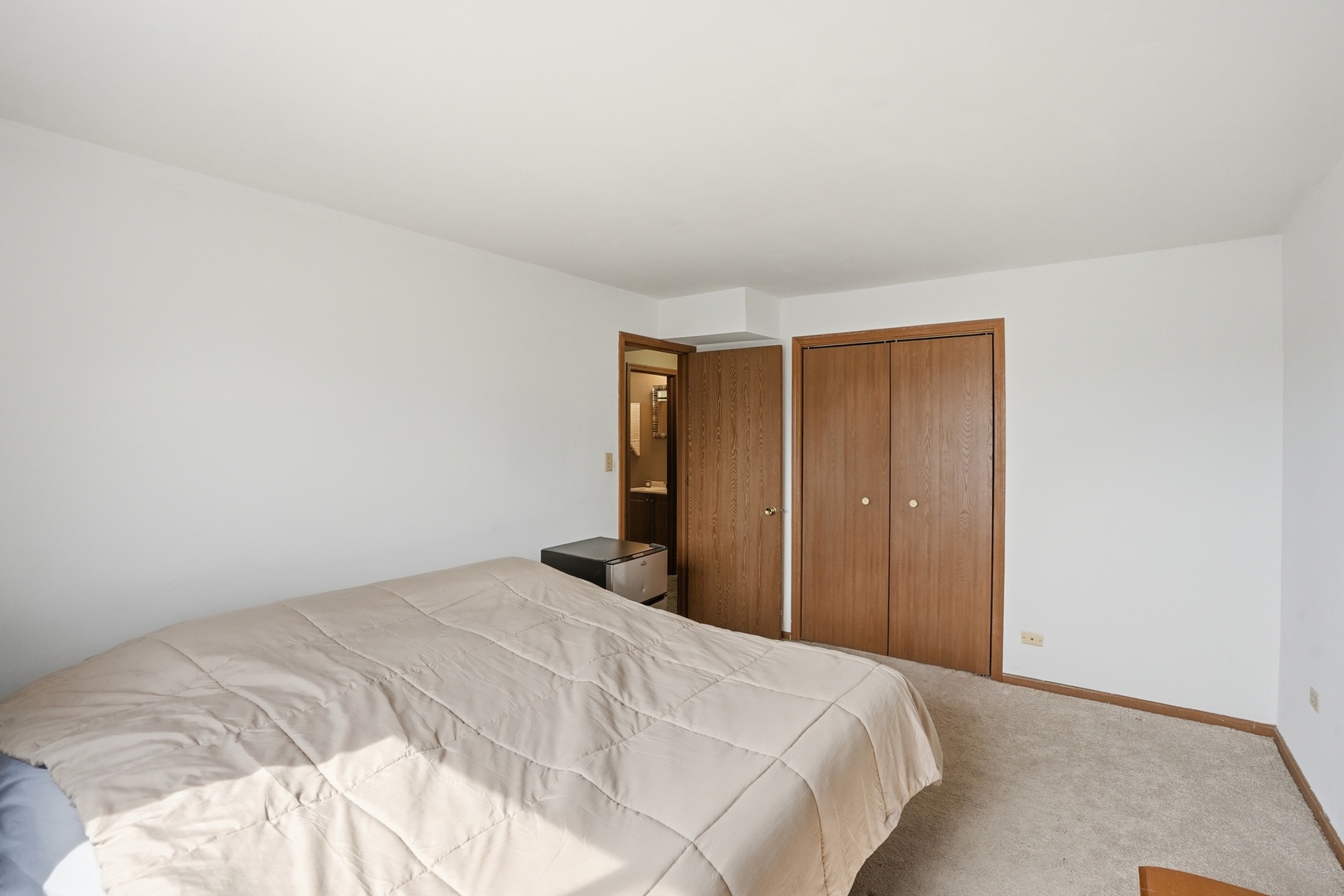 14457 Lamon Avenue #2S, Midlothian, IL 60445