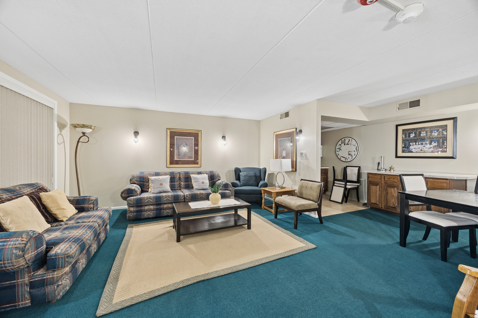 475 N Cass Avenue #205, Westmont, IL 60559
