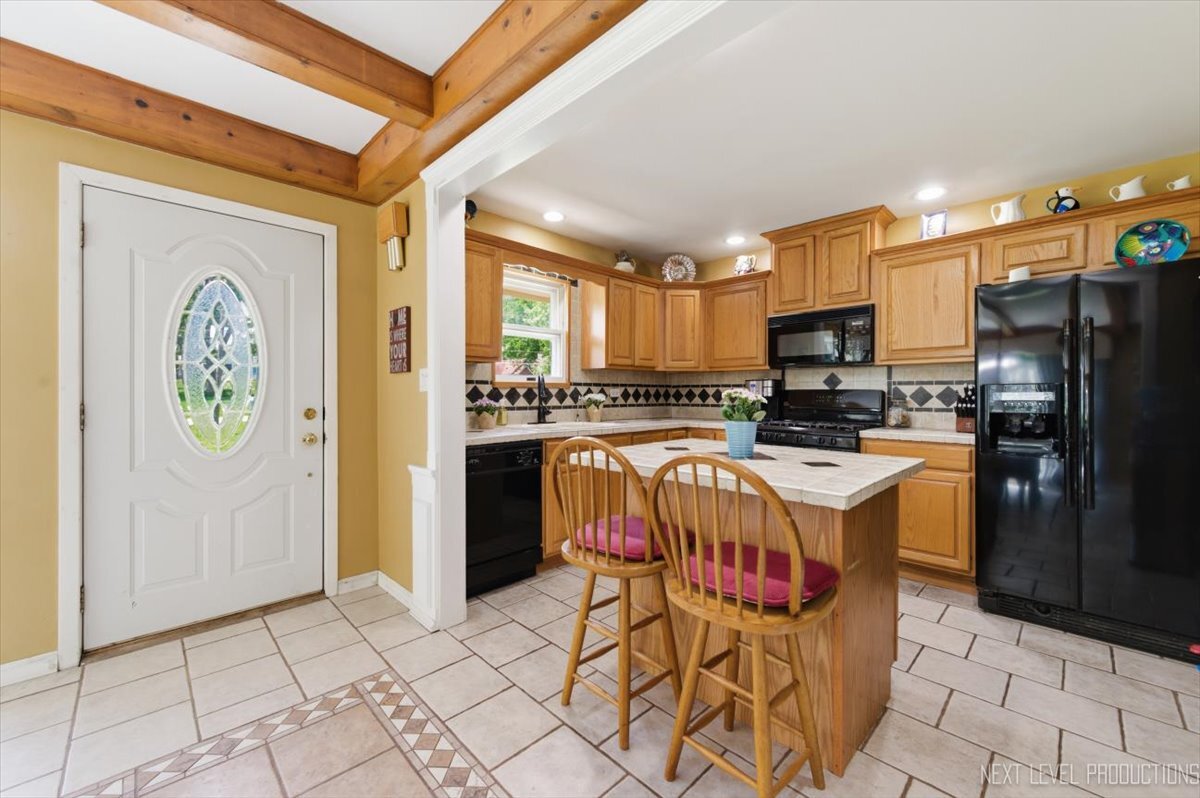 1N255 Prairie Avenue, Glen Ellyn, IL 60137